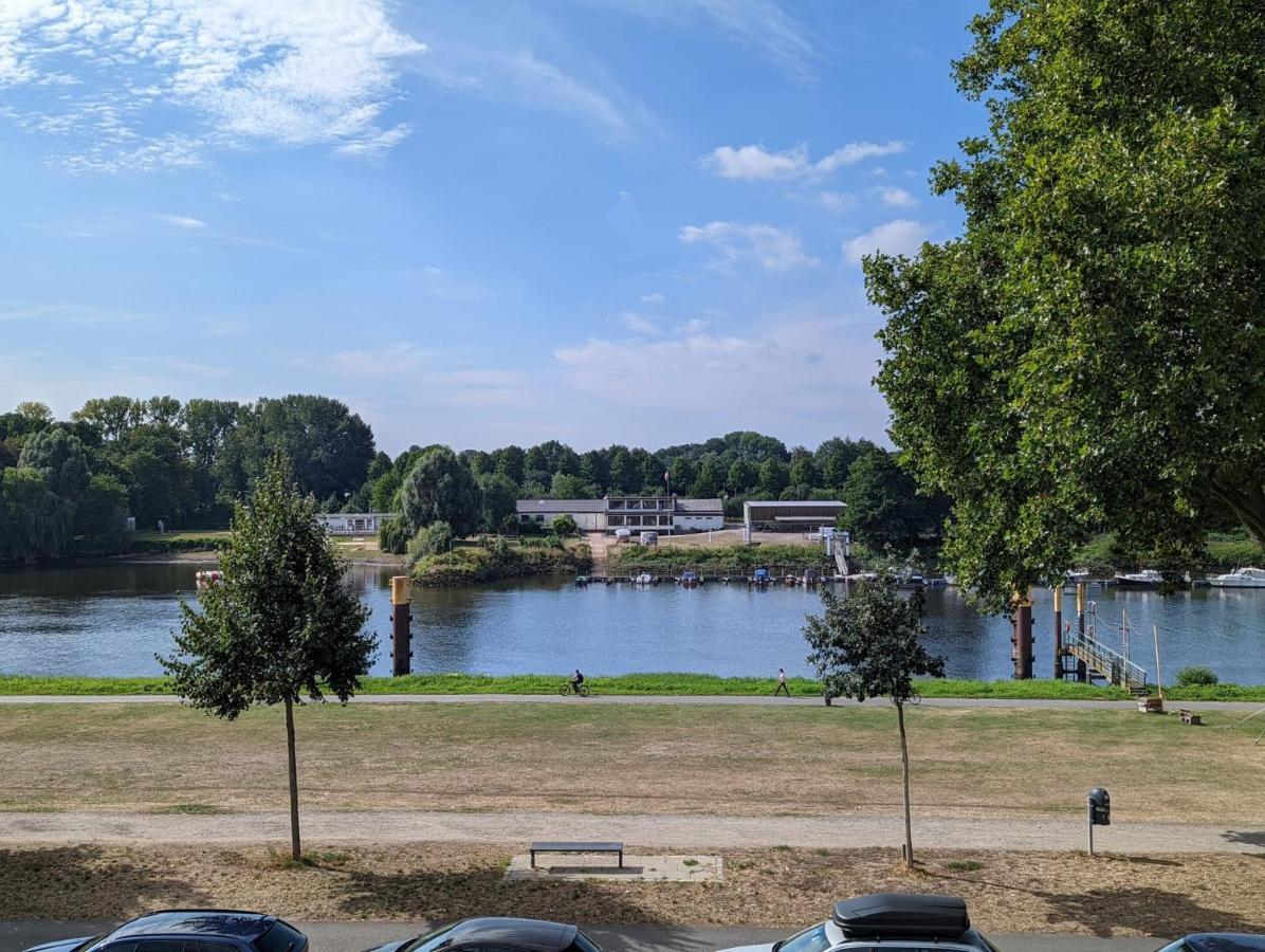 homey Apartments Riverside - mit Weserblick und Parkplatz, Netflix, Disney, Prime Bremen Exterior foto