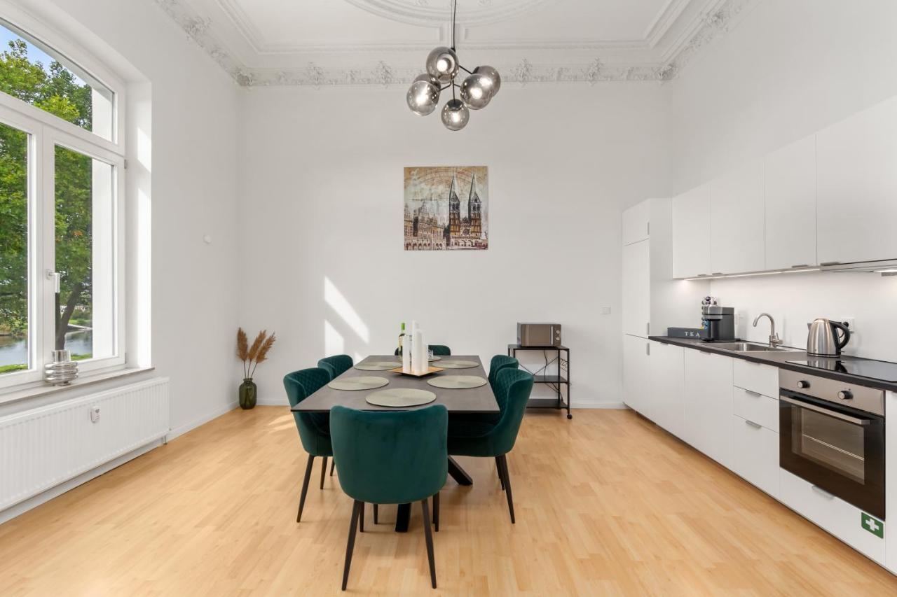 homey Apartments Riverside - mit Weserblick und Parkplatz, Netflix, Disney, Prime Bremen Exterior foto